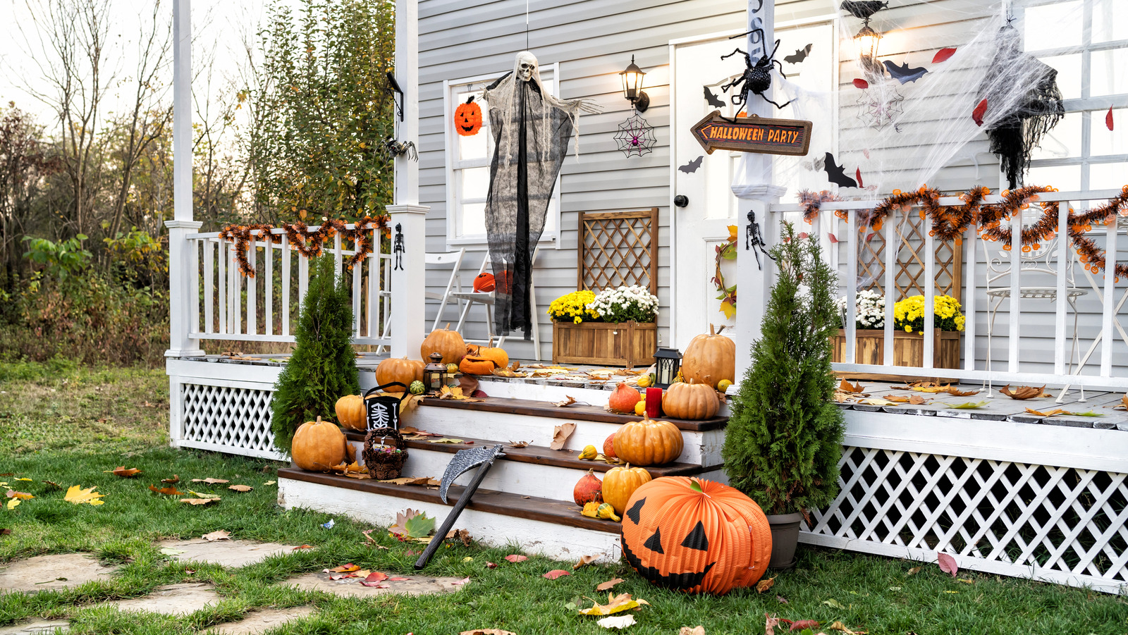 Transform Your Cheap Plastic Pumpkins Into The Perfect Fall Porch Decor  With TikTok's DIY