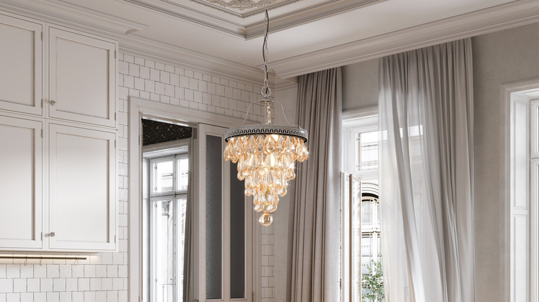 shiny gold chandelier 