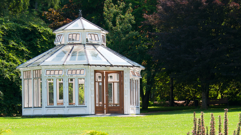 enclosed gazebo