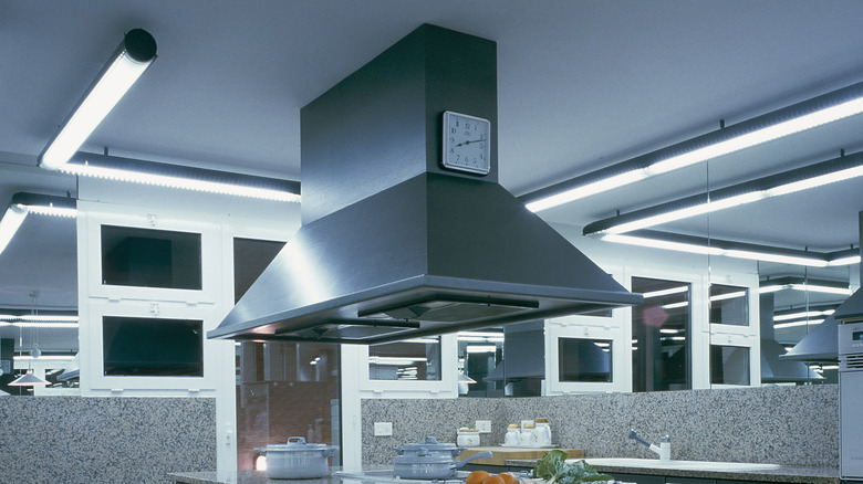 Steel range hood