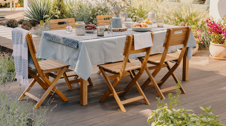 Lovely outdoor dining tablecloth