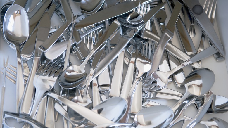 Messy silverware