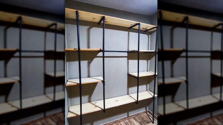 Modular closet system made from wood and PVC pipes