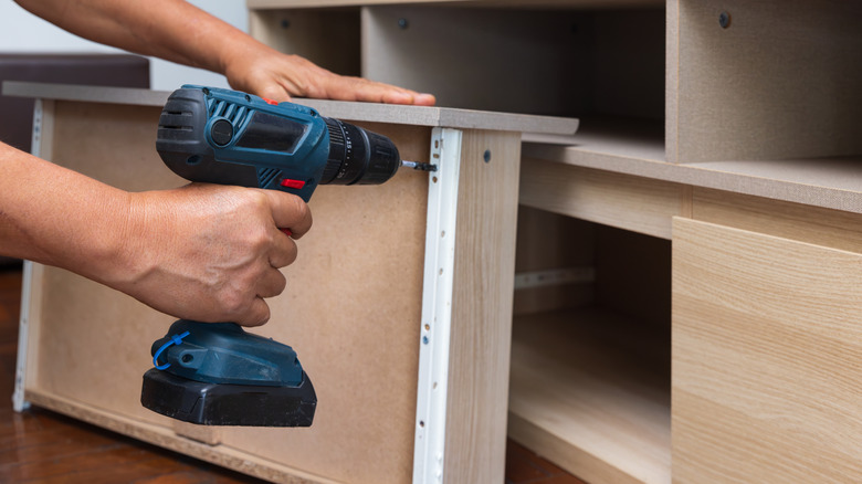 installing undermount drawer slides with drill