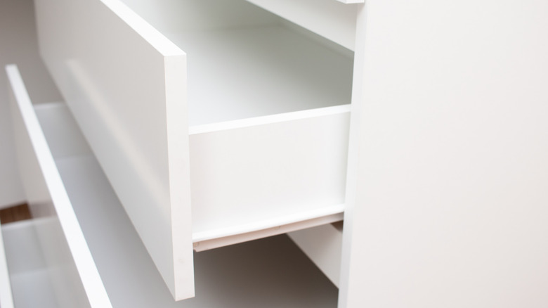 open drawer with undermount slides