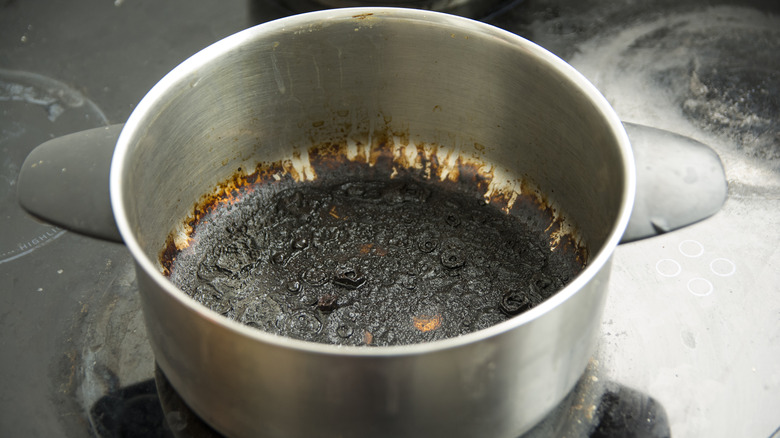 Burnt pot