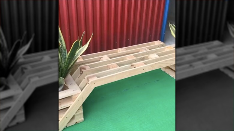 pallet wood DIY project