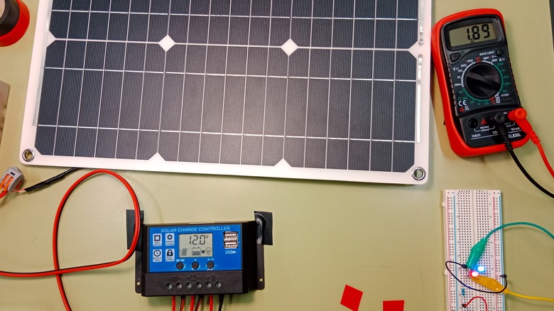 solar panel kit with parts