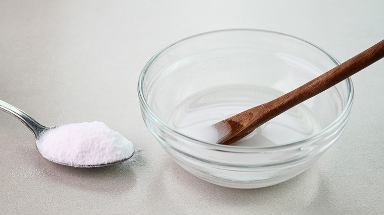 Baking soda paste