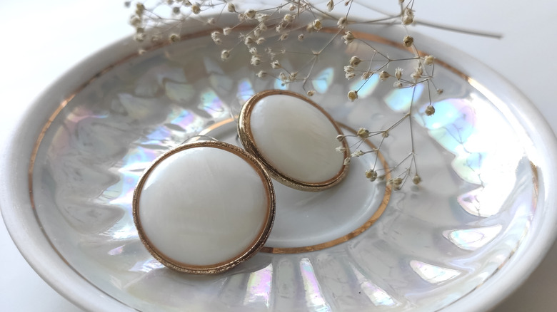 porcelain shell dish with jewelry