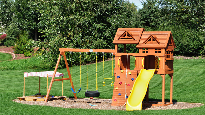 Backyard playset 