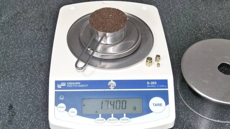 Weighing mix on scientific scale