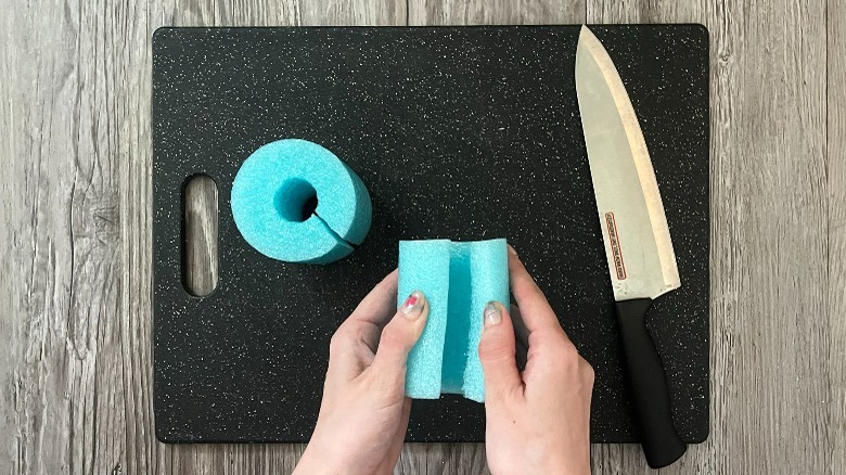 Pulling apart cut pool noodle