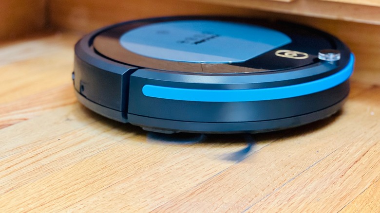 robotic vacuum moving