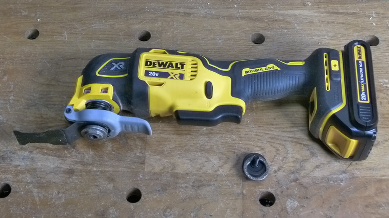 DeWalt 20v XR multi-tool