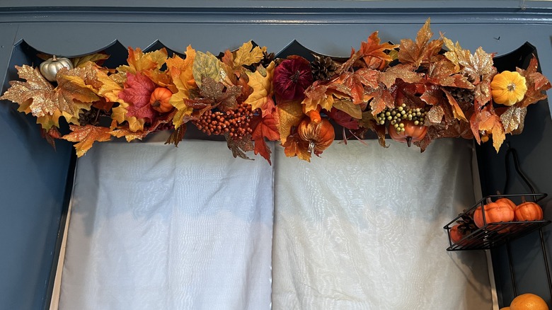 Fall gardland on kitchen window