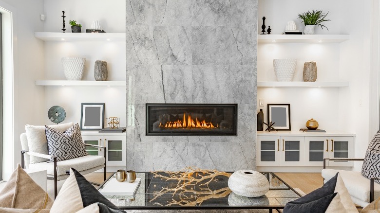 Gas log living room fireplace 