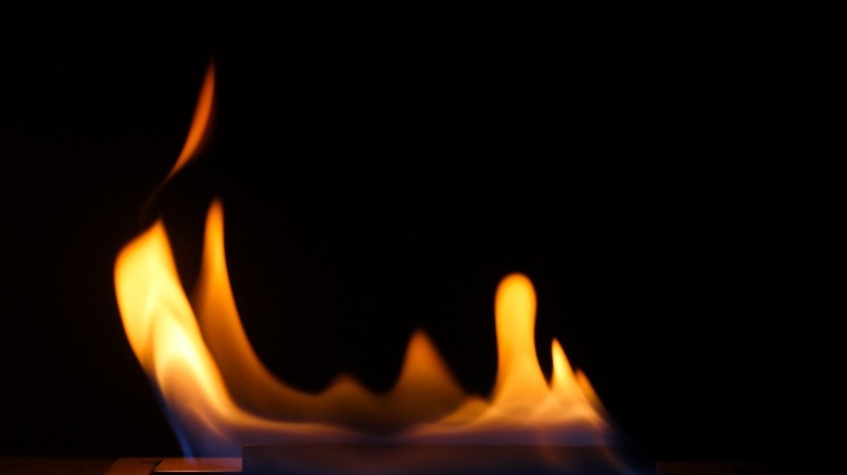 Flames inside gel-burning fireplace 