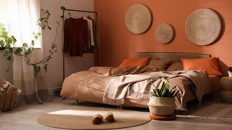 Rustic orange and brown room