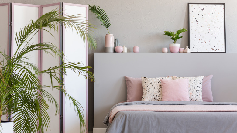 Pink and gray bedroom