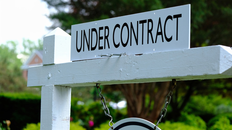 What Does Under Contract Mean In Real Estate 