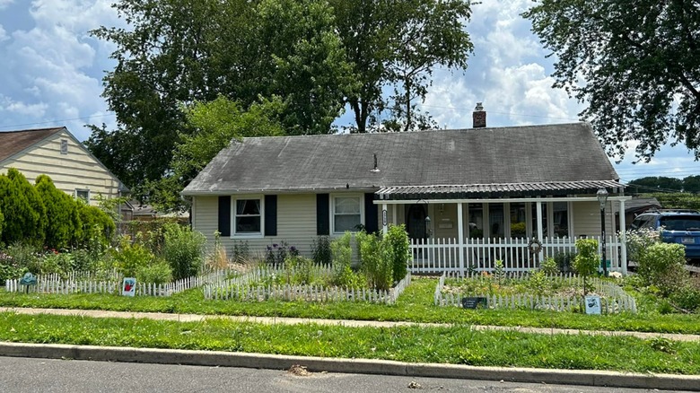 House with separate food forests