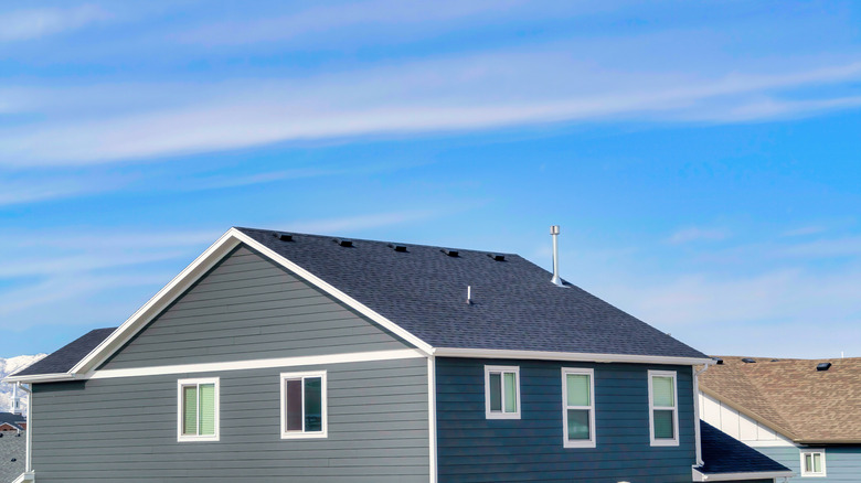 gable roof on upper floor