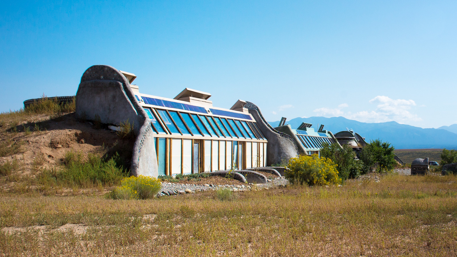 What Is An Eco Friendly Earthship Home And Is It Right For You   L Intro 1692803661 