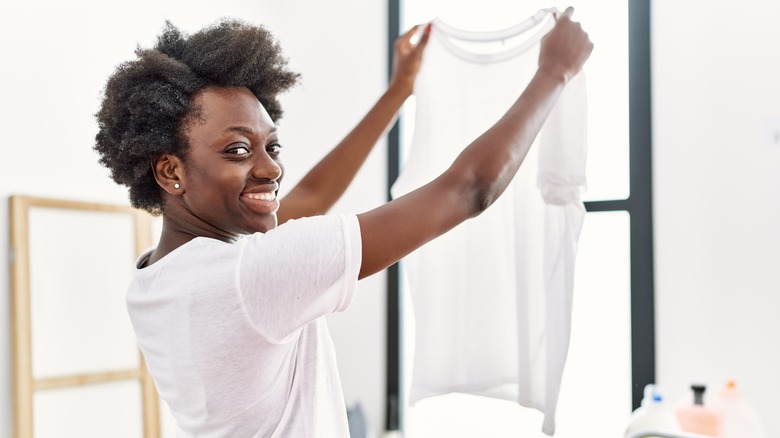 woman doing laundry