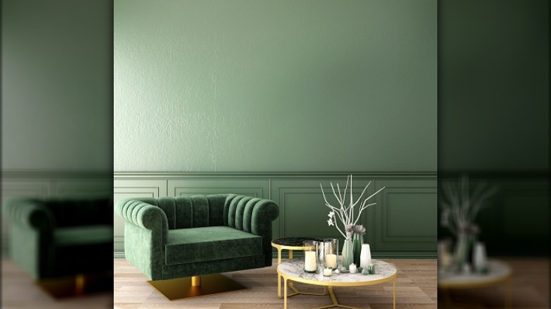 Green color drenched room