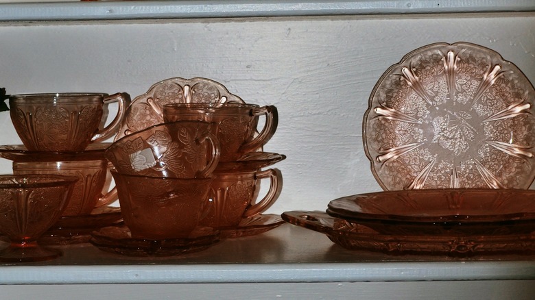 pink depression glass dishes