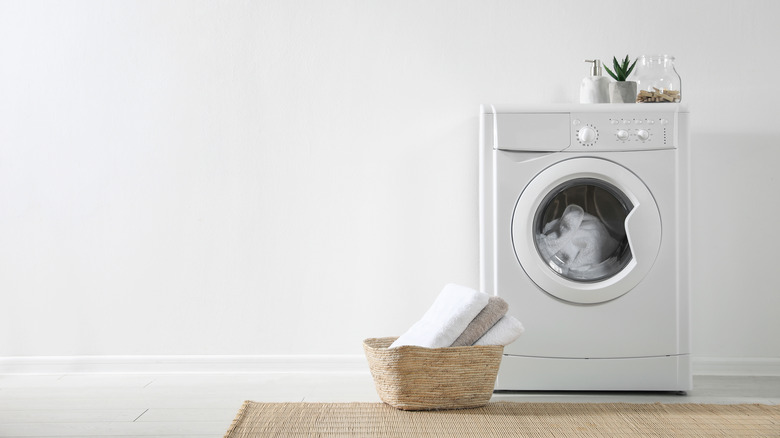 minimalist laundry room