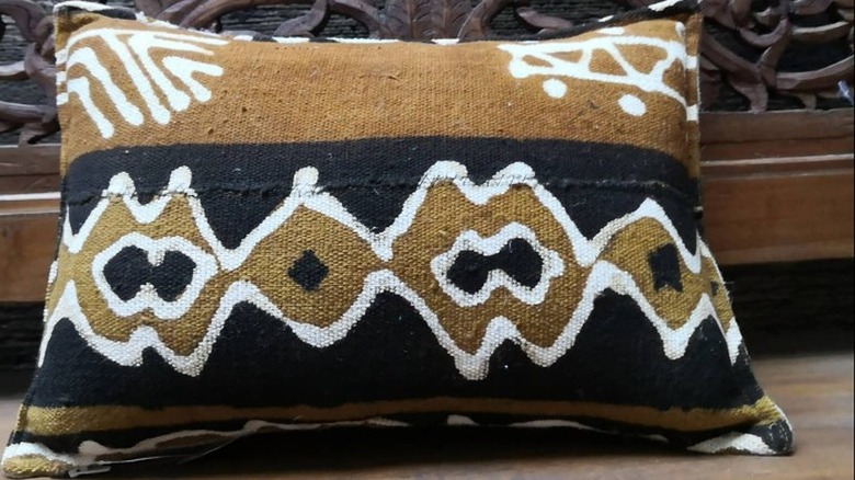 Mudcloth made into throw pillow