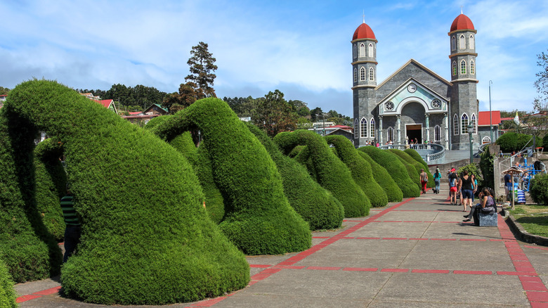 Topiary in the church of San Rafael
