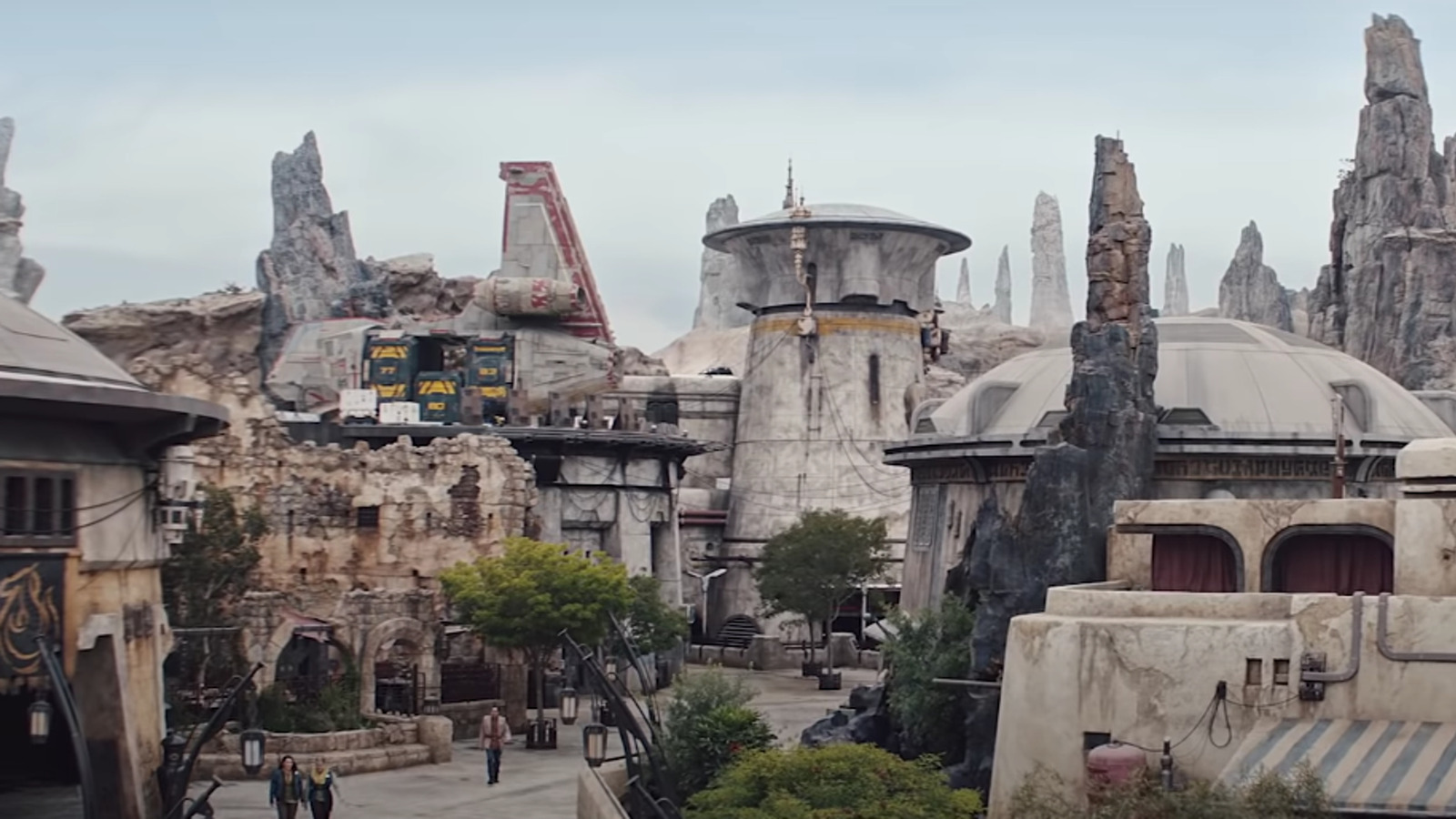 What It's Really Like Inside Disney's Star Wars Hotel