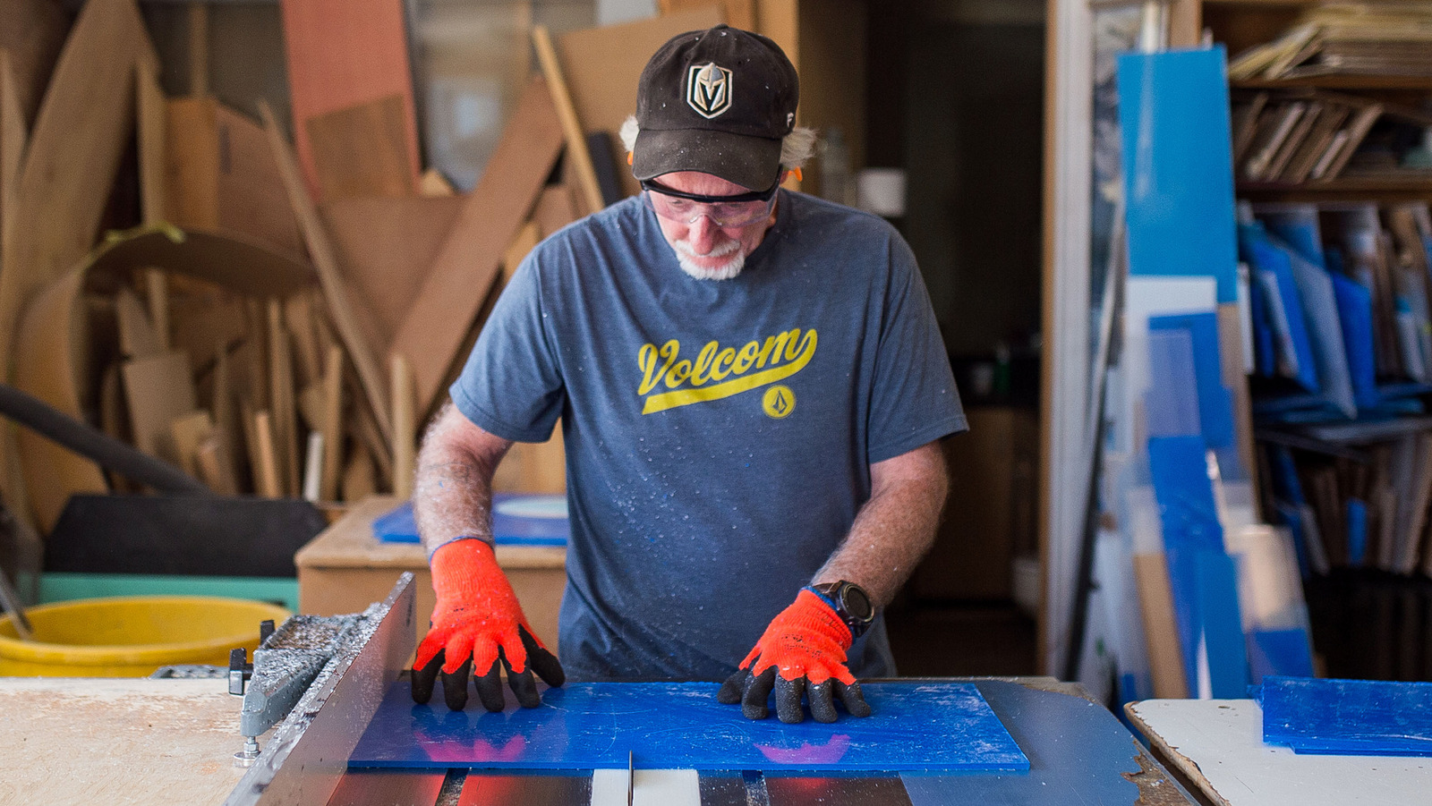 What To Consider Before Cutting Plexiglass At Home