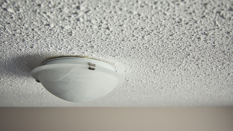 popcorn ceiling