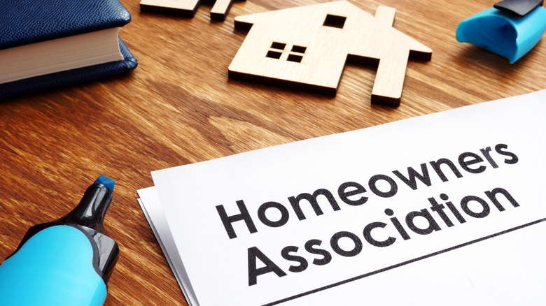 Homeowners association manual 