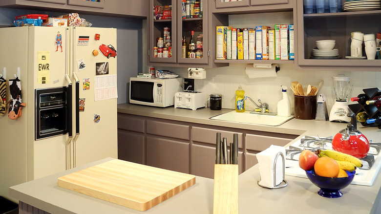 Seinfeld apartment kitchen