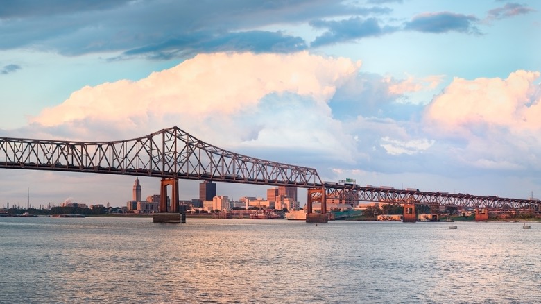 Panorama of Baton Rouge bridge