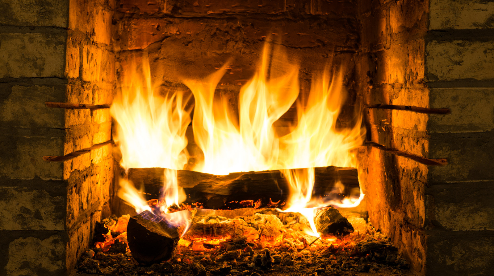 Where To Find Free Firewood Near You