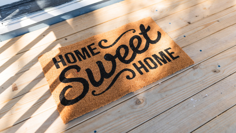 Home sweet home welcome mat