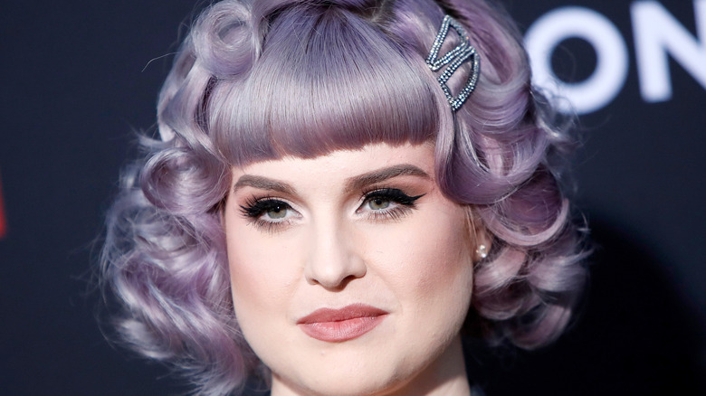 Kelly Osbourne close up