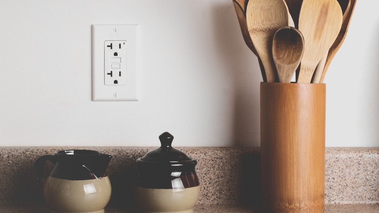 An outlet over a kitchen counter