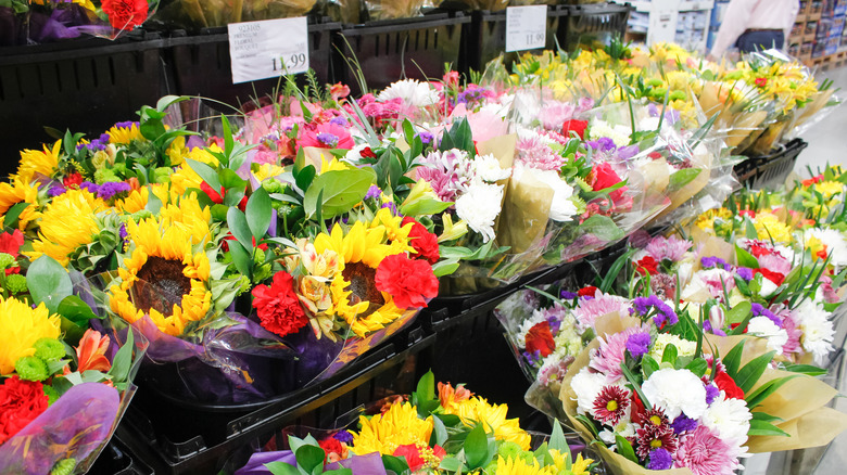 Costco bouquets on shelf