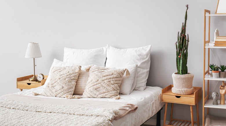 bedroom with fuzzy linens