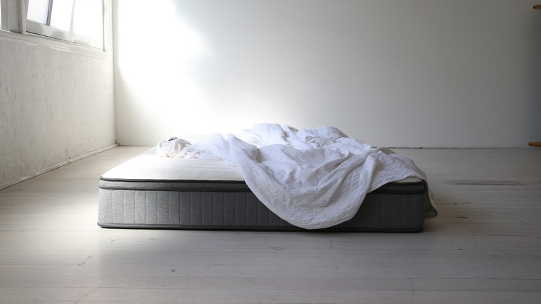 Bare mattress room blanket