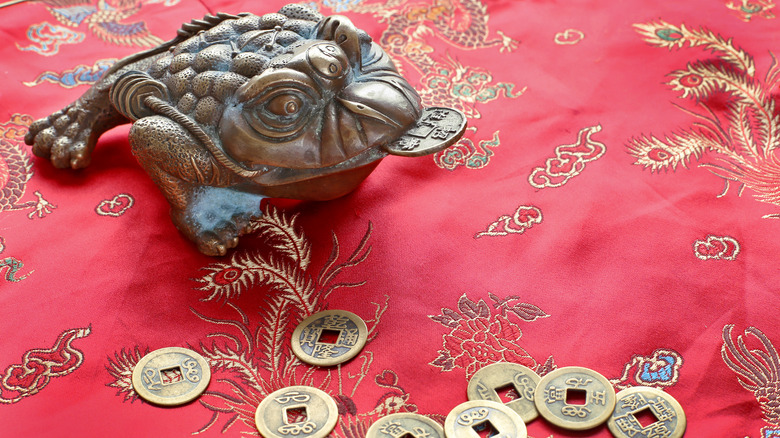 chinese coins and money frog