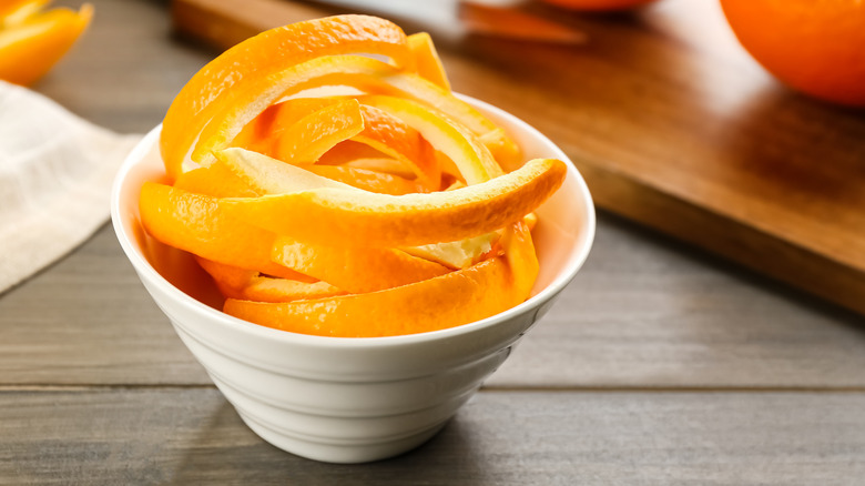  orange peel in bowl