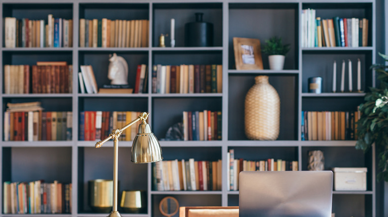 Bookcase illustrating two-thirds rule